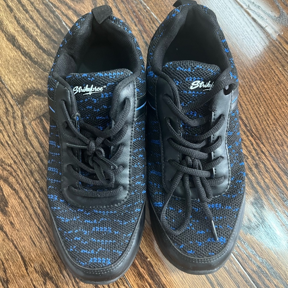 KR Strikeforce Flyer Mesh Boys Bowling Shoes